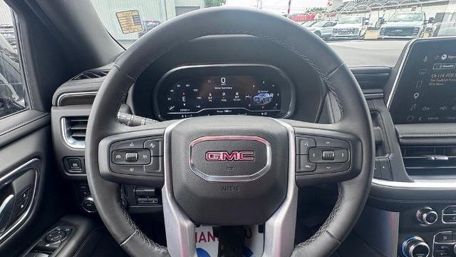 2023 GMC Yukon SLE
