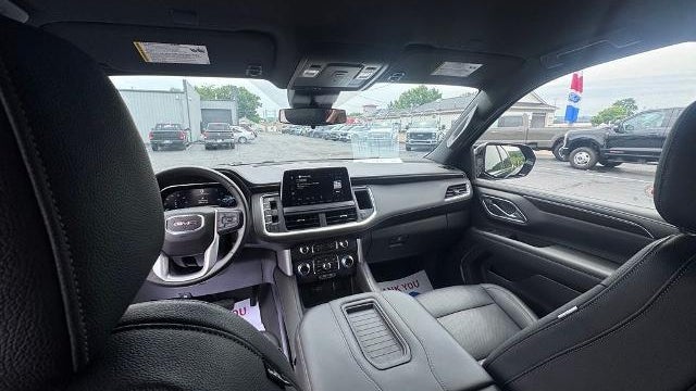 2023 GMC Yukon SLE