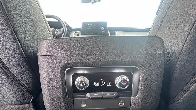 2023 GMC Yukon SLE