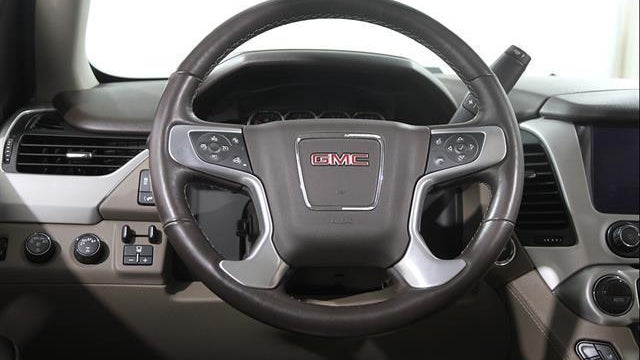 2017 GMC Yukon SLT