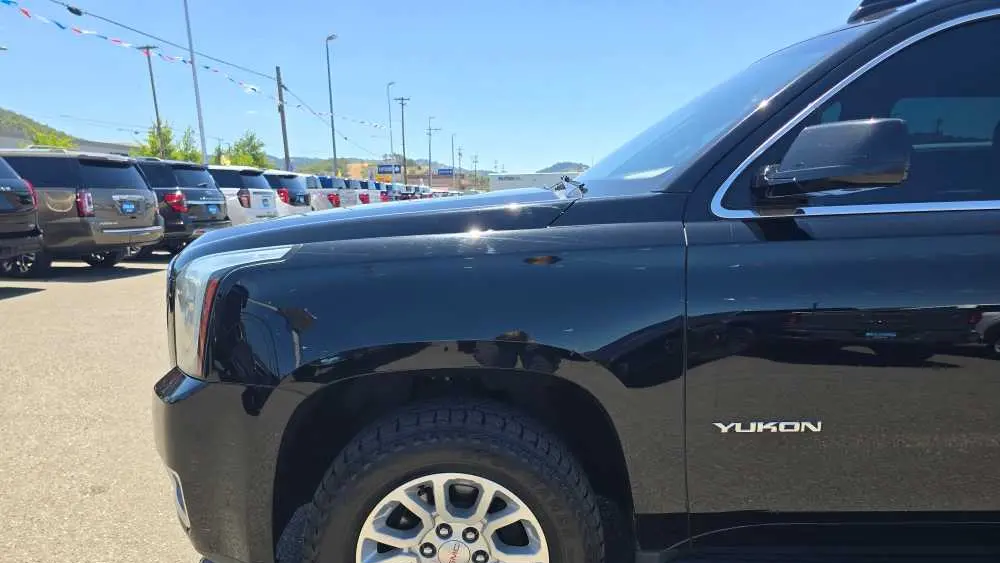 2020 GMC Yukon SLT