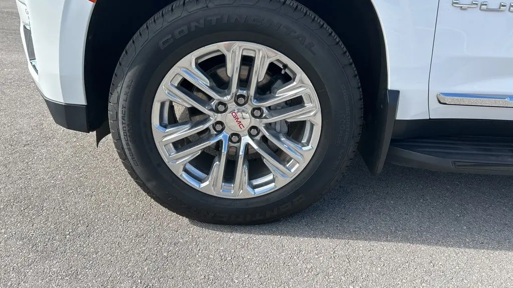 2022 GMC Yukon SLT