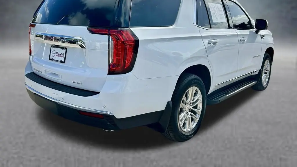 2022 GMC Yukon SLT