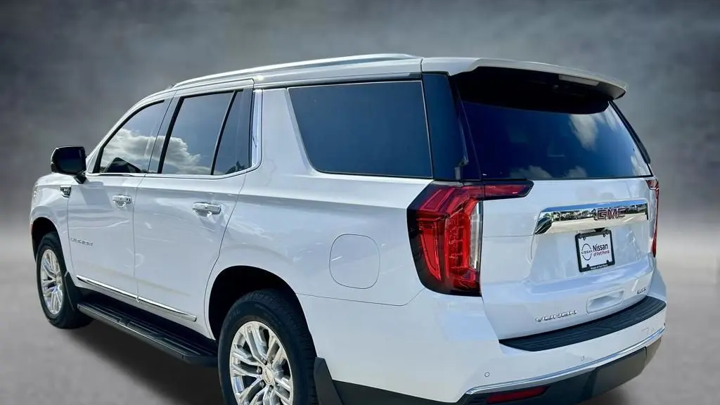 2022 GMC Yukon SLT