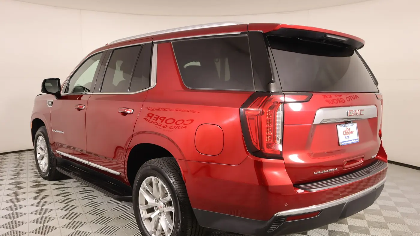 2023 GMC Yukon SLT