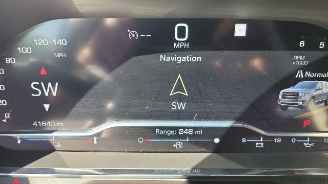 2022 GMC Yukon SLT