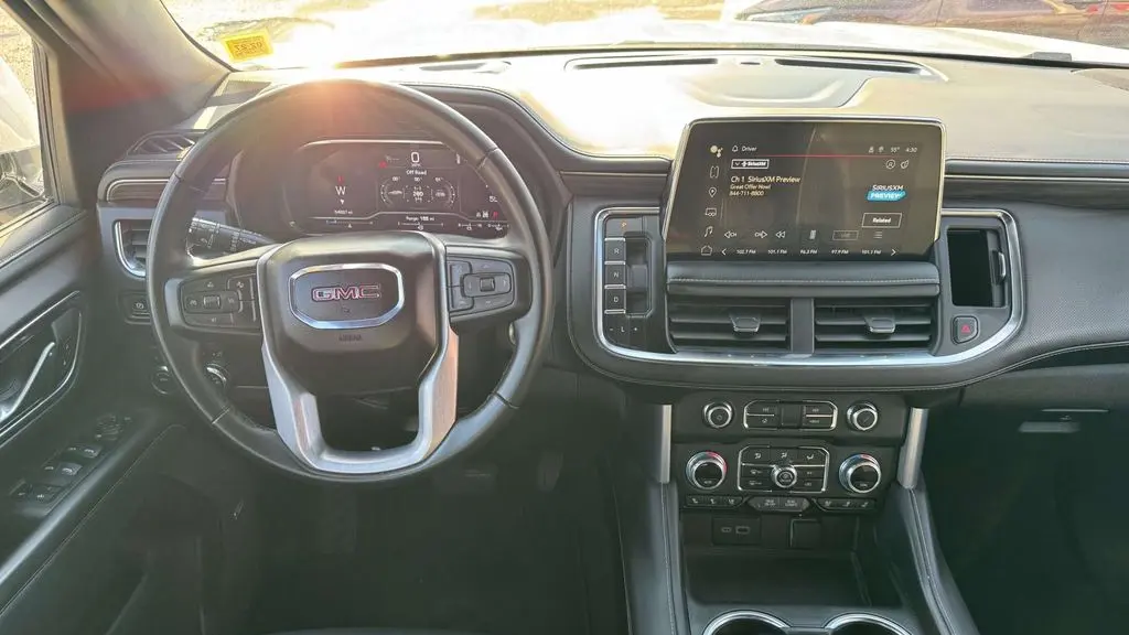 2024 GMC Yukon SLT