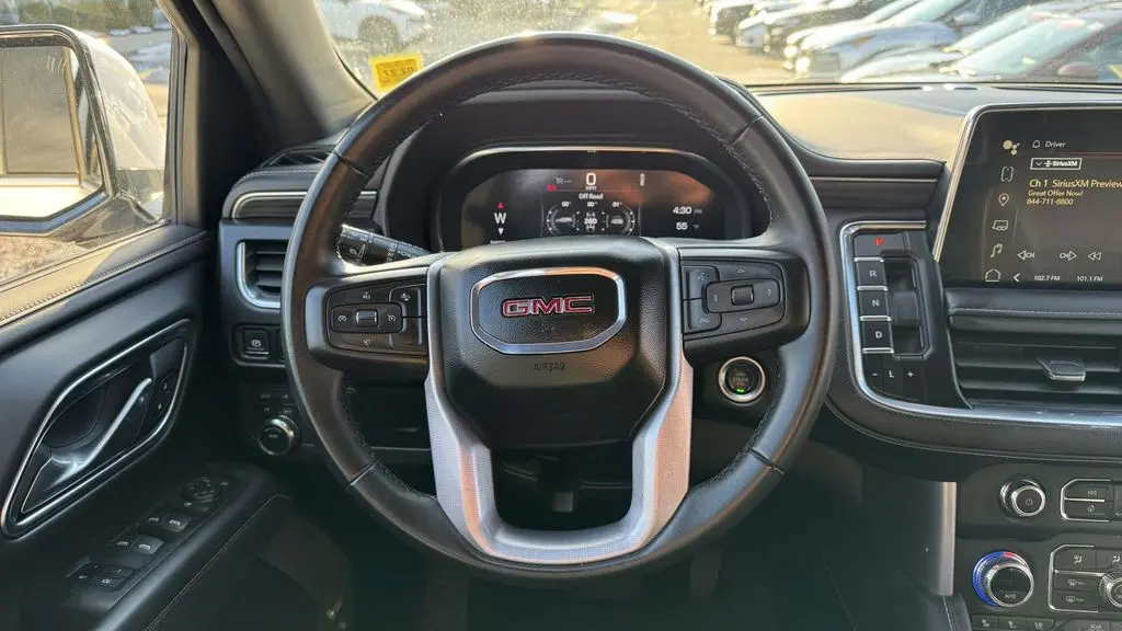 2024 GMC Yukon SLT