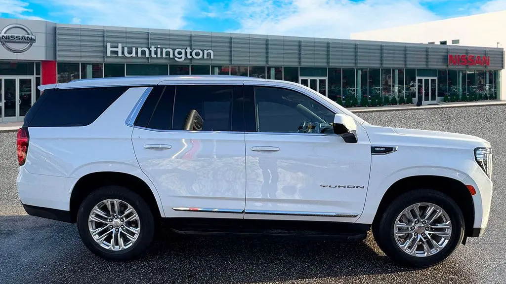 2024 GMC Yukon SLT