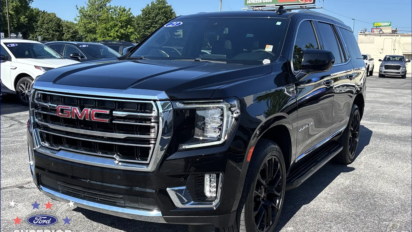 2023 GMC Yukon SLT