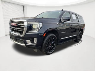 2023 GMC Yukon with Midnight Blue Metallic Exterior