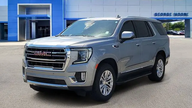 2023 GMC Yukon SLT