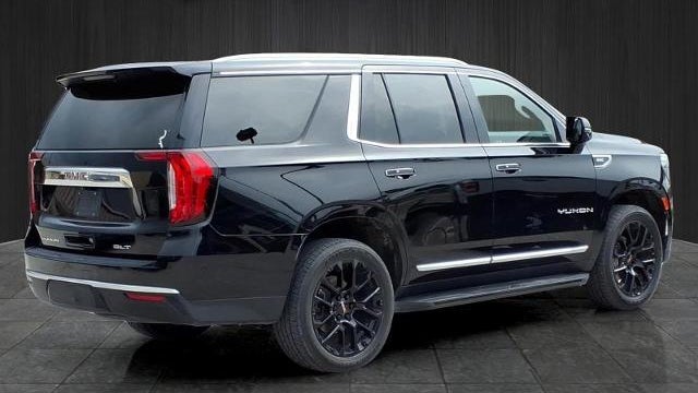 2022 GMC Yukon SLT