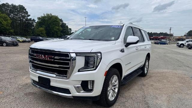 2023 GMC Yukon SLT
