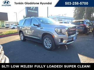 2023 GMC Yukon with Sterling Metallic Exterior