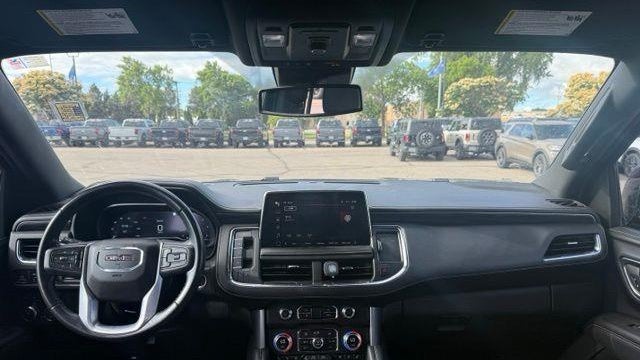 2023 GMC Yukon SLT