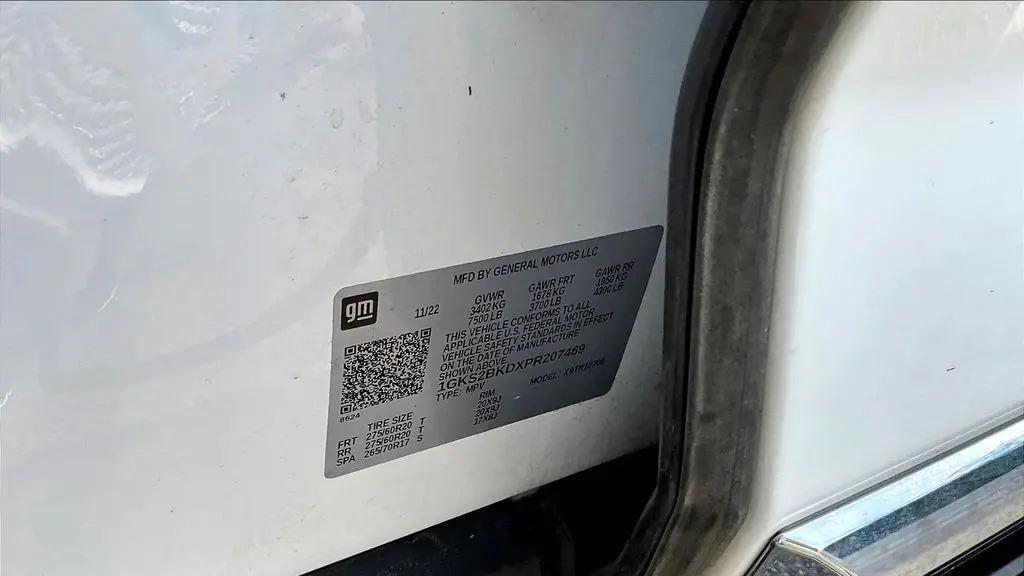 2023 GMC Yukon SLT