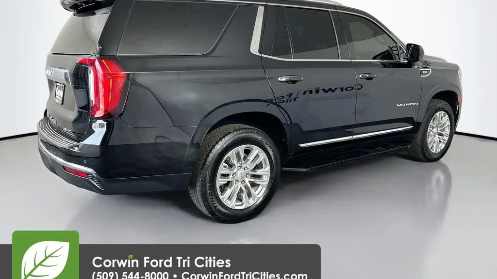 2023 GMC Yukon SLT