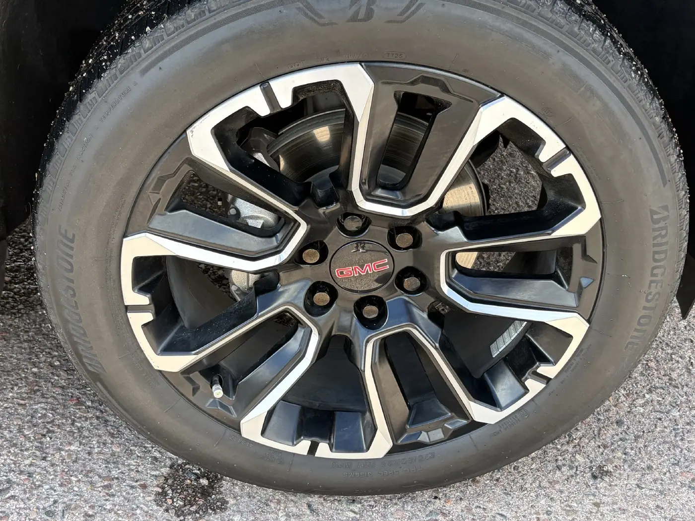2025 GMC Yukon