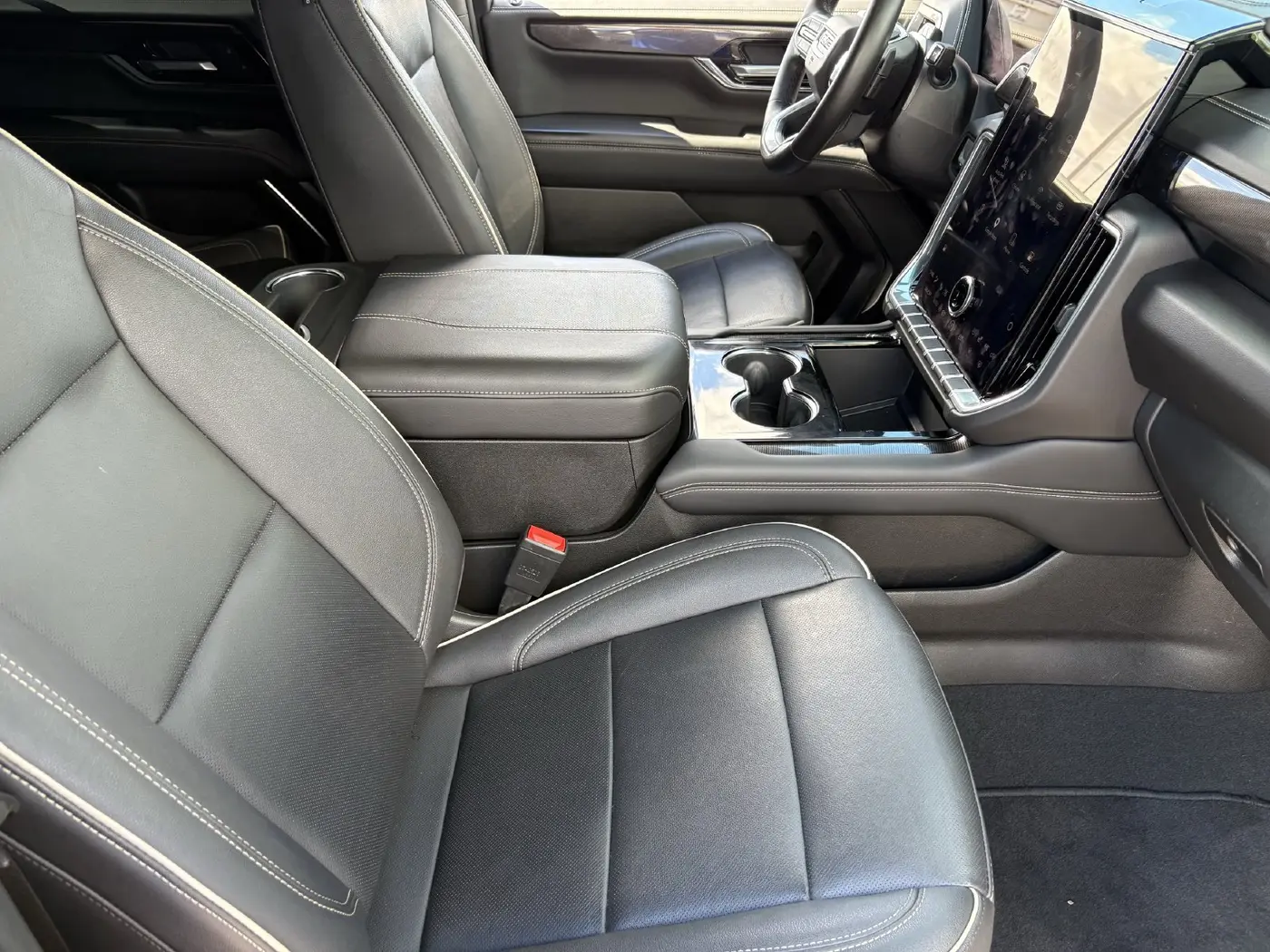 2025 GMC Yukon