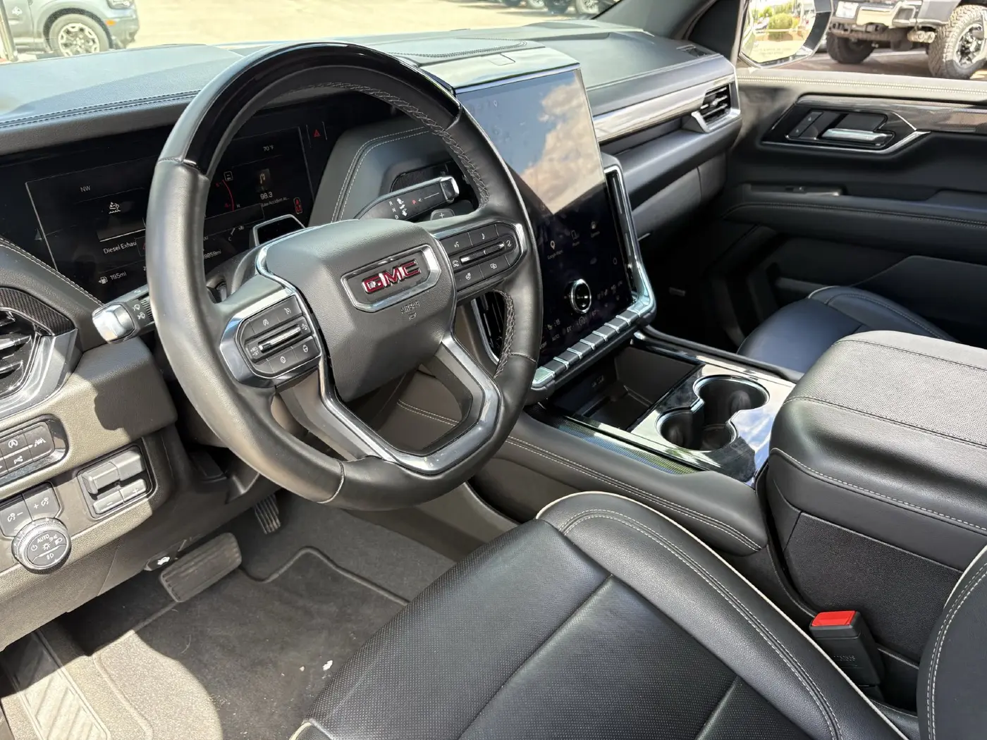 2025 GMC Yukon