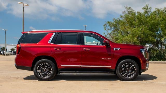 2025 GMC Yukon Elevation