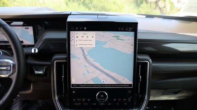 2025 GMC Yukon Elevation