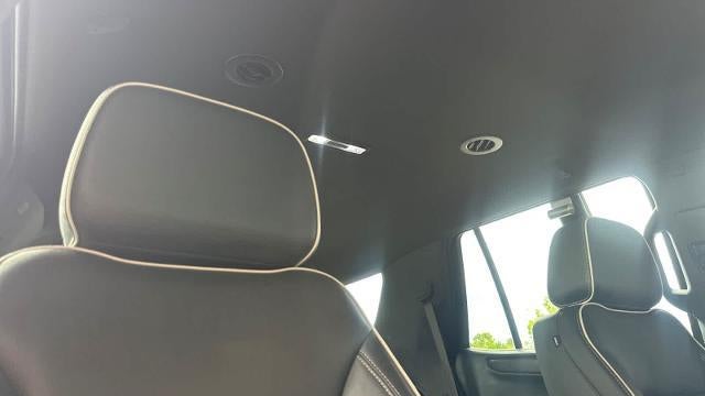 2025 GMC Yukon Elevation