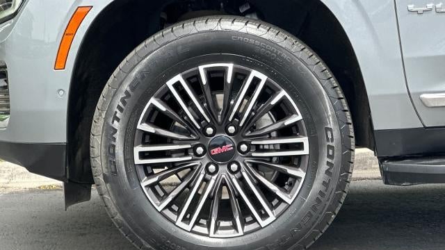 2025 GMC Yukon Elevation