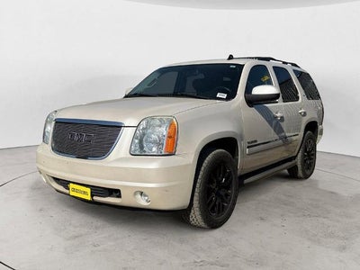 2011 GMC Yukon 4X4 SLT 4DR SUV