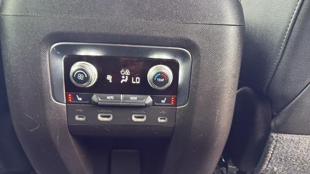 2021 GMC Yukon AT4