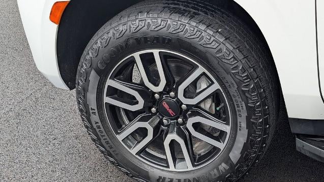 2024 GMC Yukon AT4