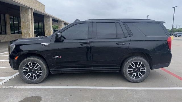 2023 GMC Yukon AT4