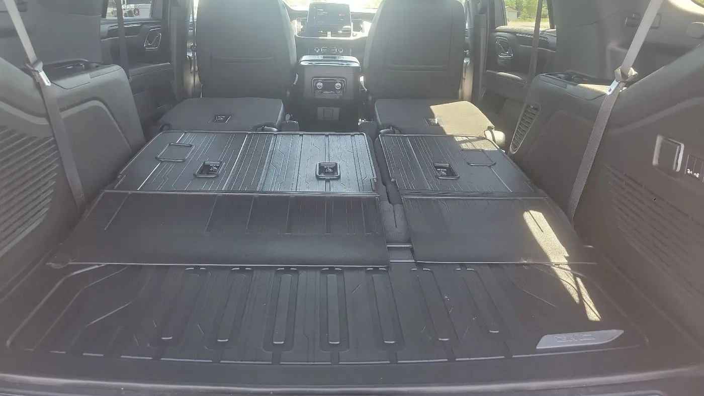 2024 GMC Yukon AT4