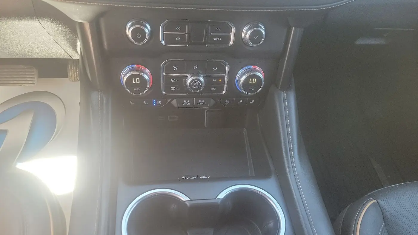 2024 GMC Yukon AT4