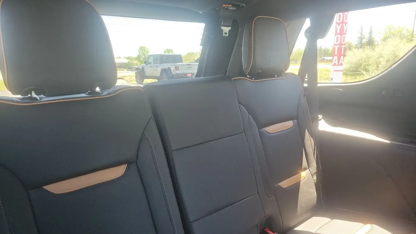 2024 GMC Yukon AT4