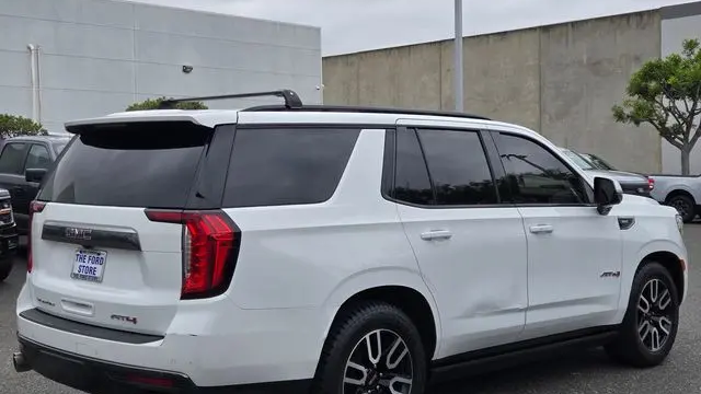 2021 GMC Yukon AT4