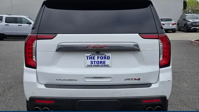 2021 GMC Yukon AT4