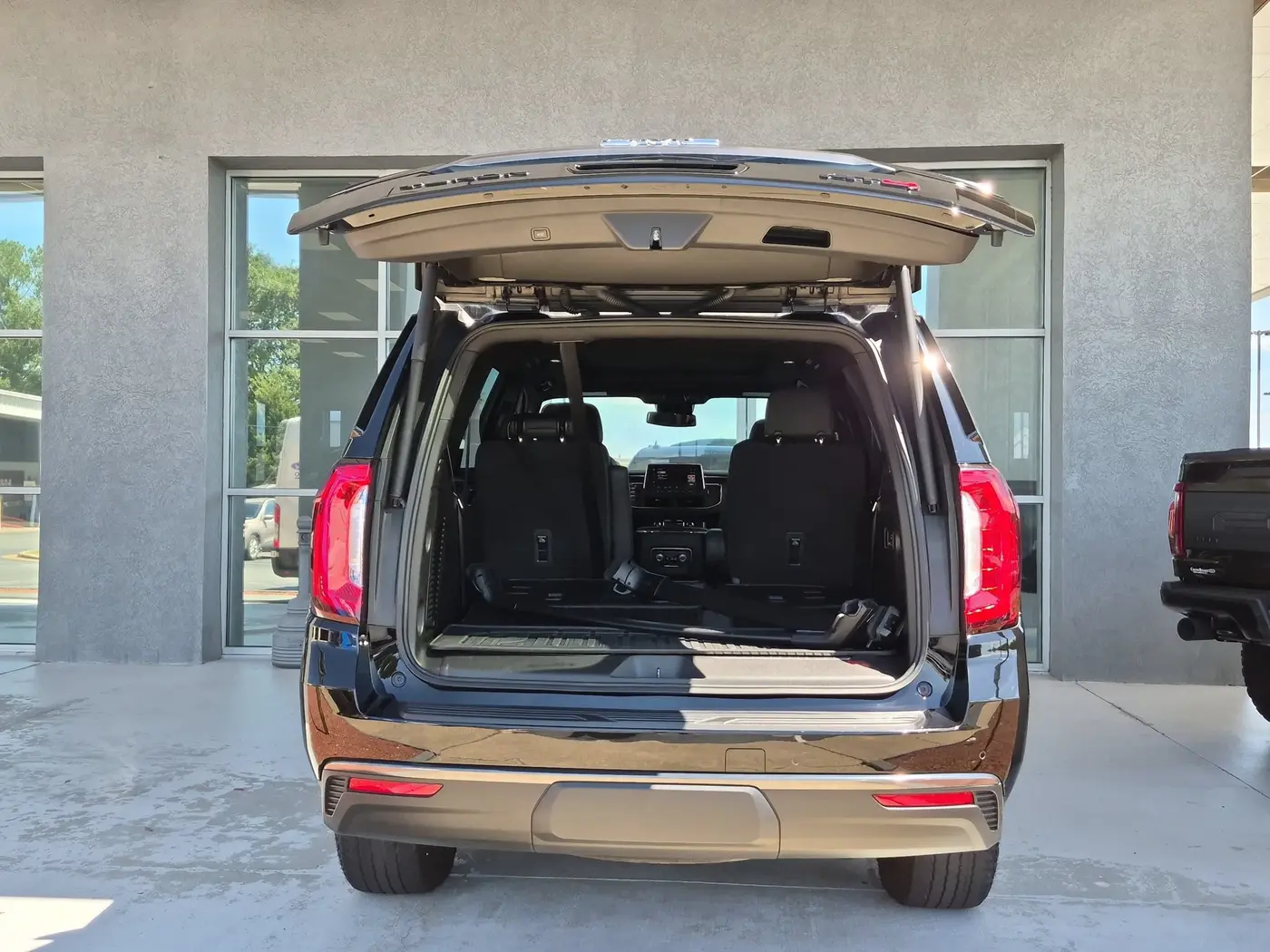 2023 GMC Yukon - $57,057