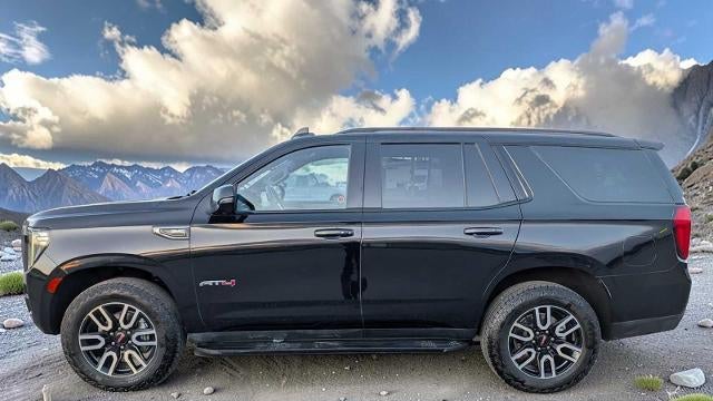 2023 GMC Yukon AT4
