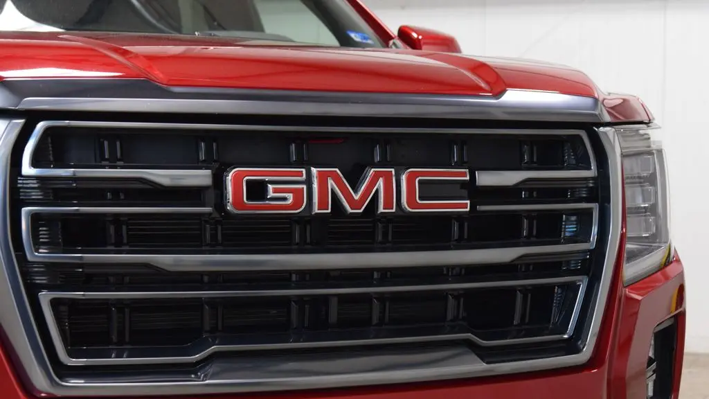 2024 GMC Yukon AT4