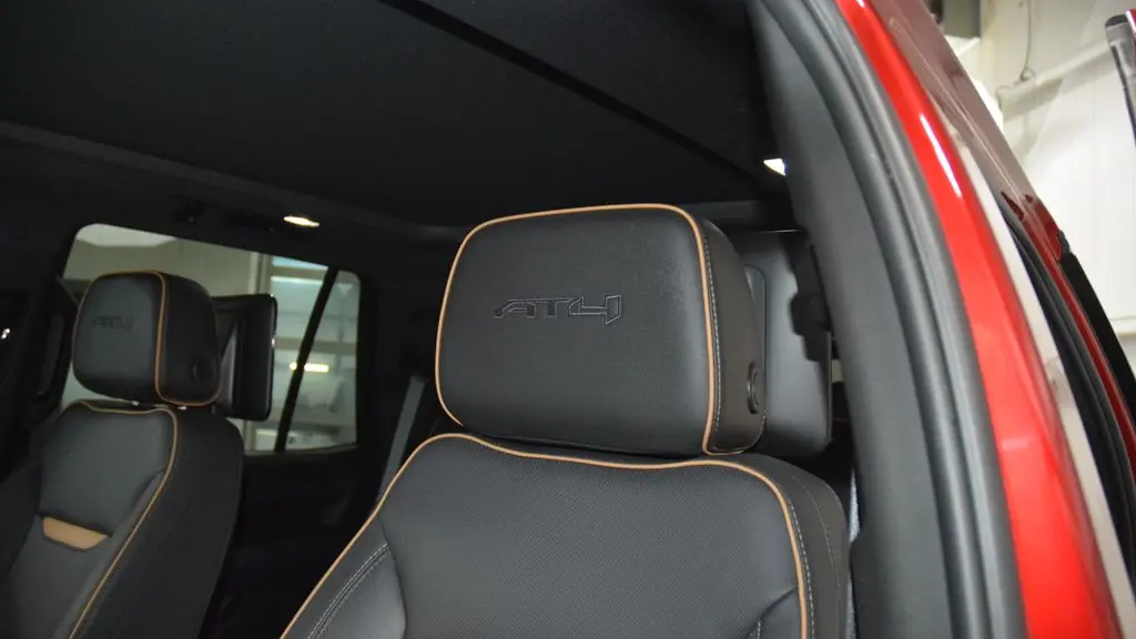 2024 GMC Yukon AT4