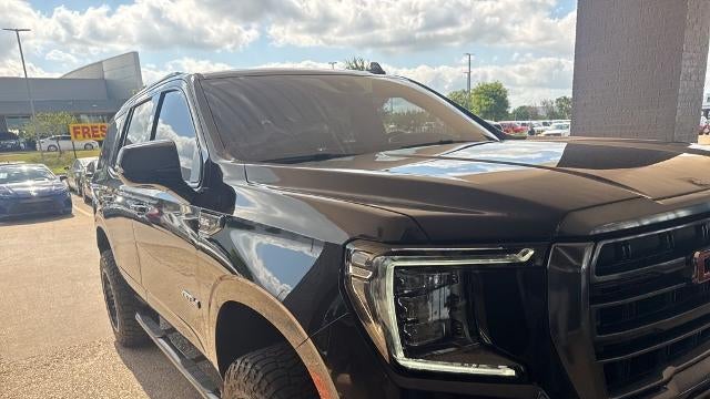 2023 GMC Yukon AT4