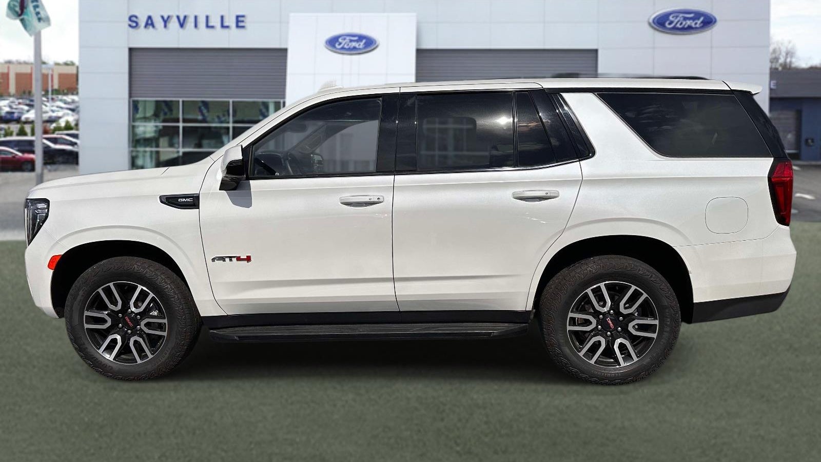 2023 GMC Yukon AT4