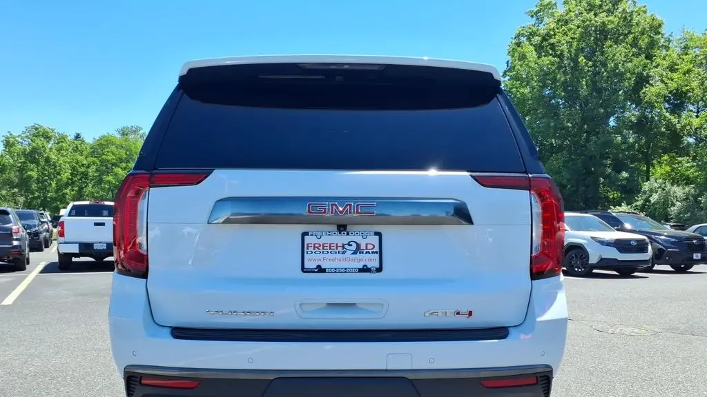 2023 GMC Yukon AT4