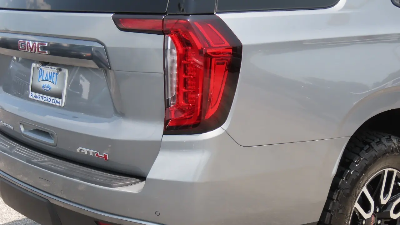 2024 GMC Yukon AT4