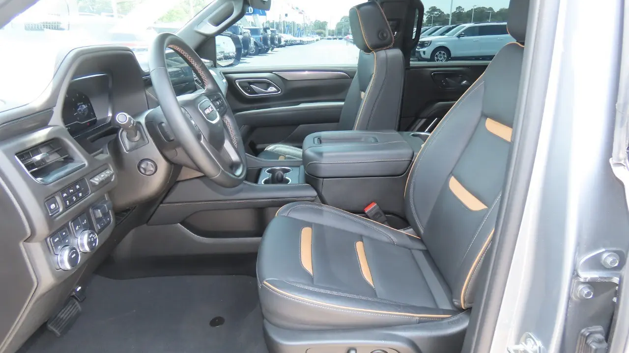 2024 GMC Yukon AT4