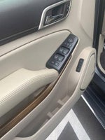 2019 Yukon Thumbnail 8