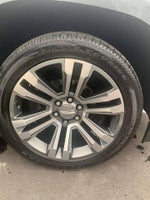 2019 Yukon Thumbnail 13