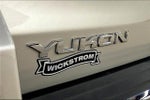 2017 Yukon Thumbnail 8